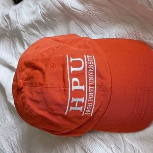 High Point University 1 sz $34+Free hat or scarf